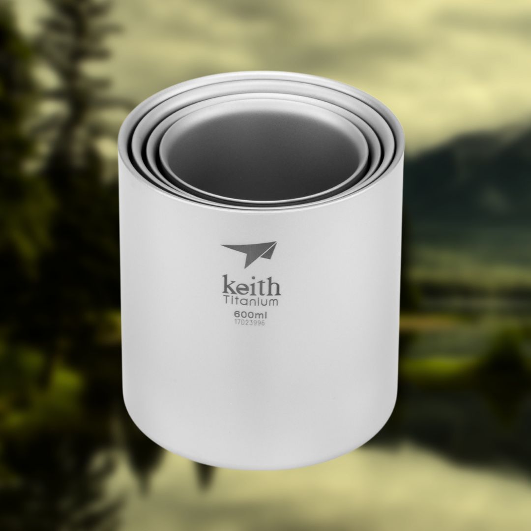 Titan -Becher -Set