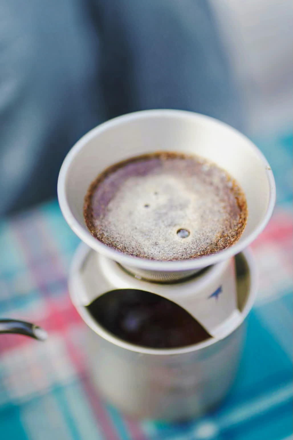 Taza de titanio multifuncional para té y café