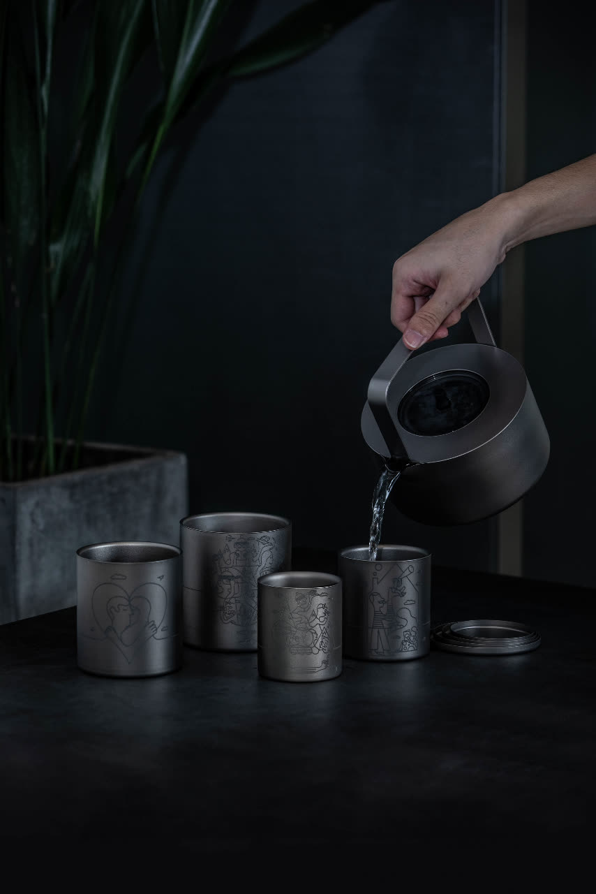 Titan -Becher -Set