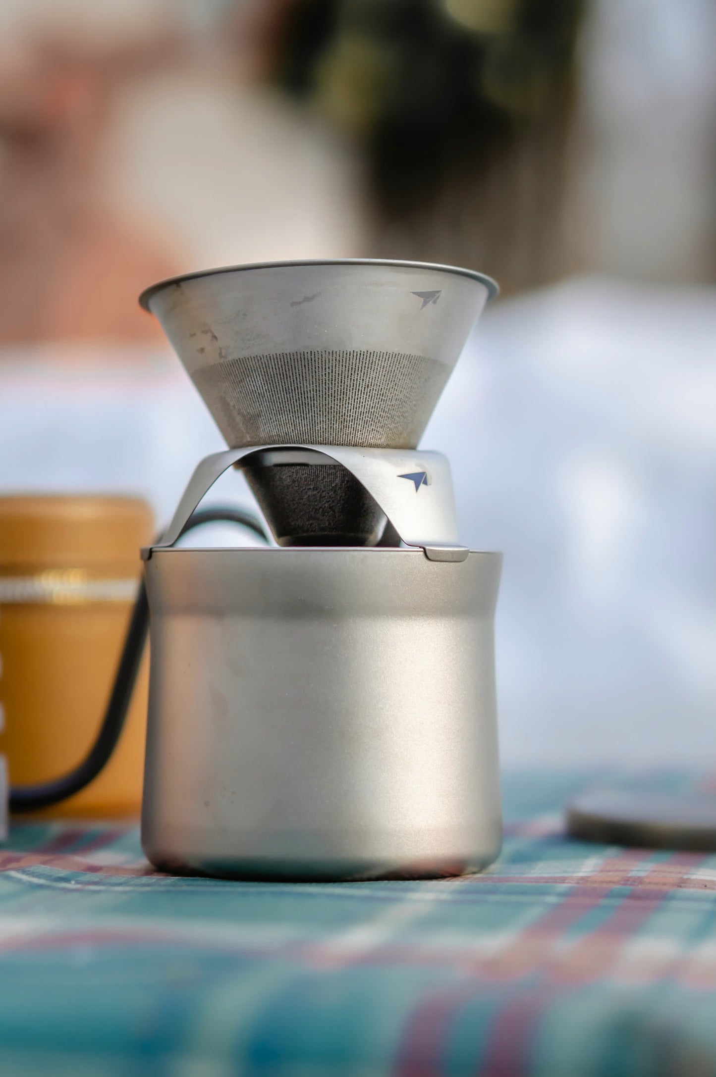 Taza de titanio multifuncional para té y café