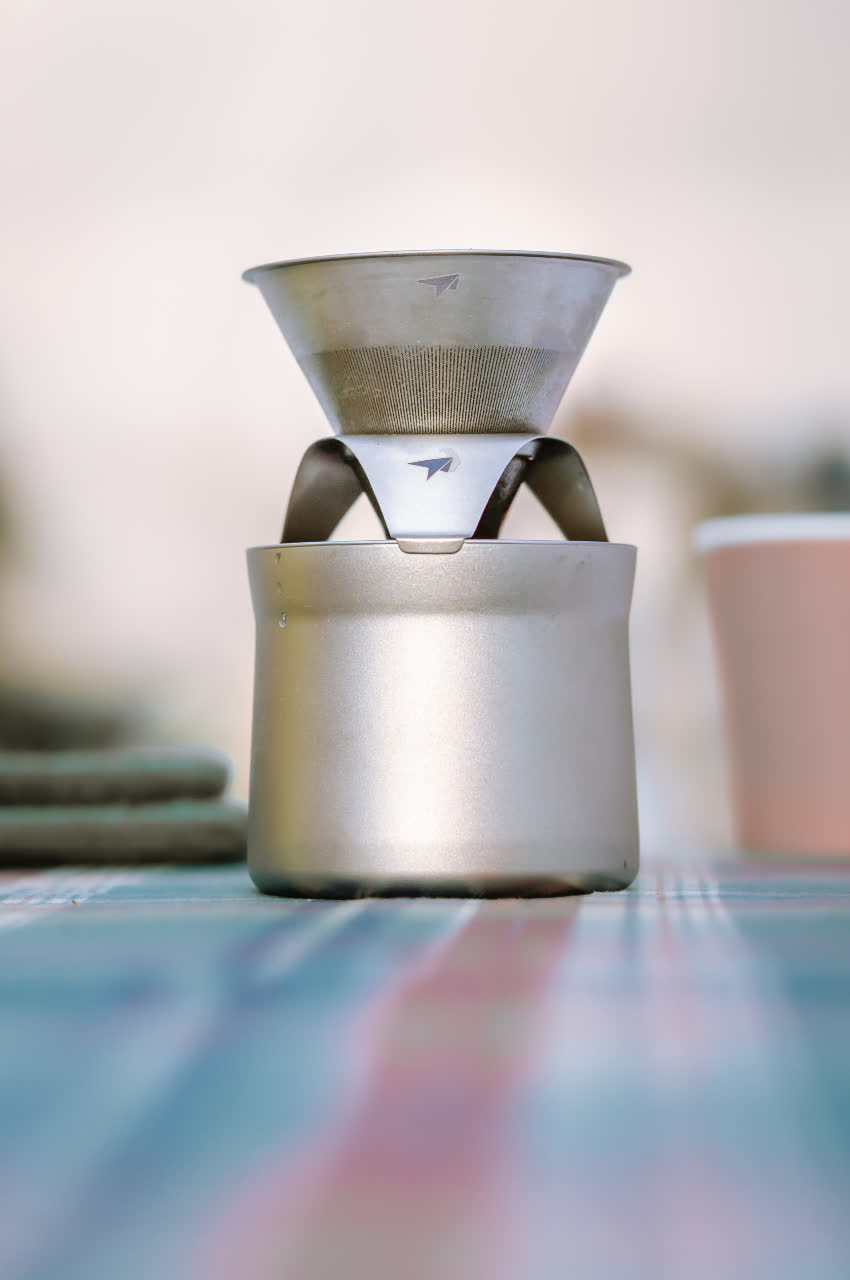 Taza de titanio multifuncional para té y café