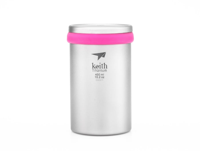 Becher mit integriertem Tee -Infuser