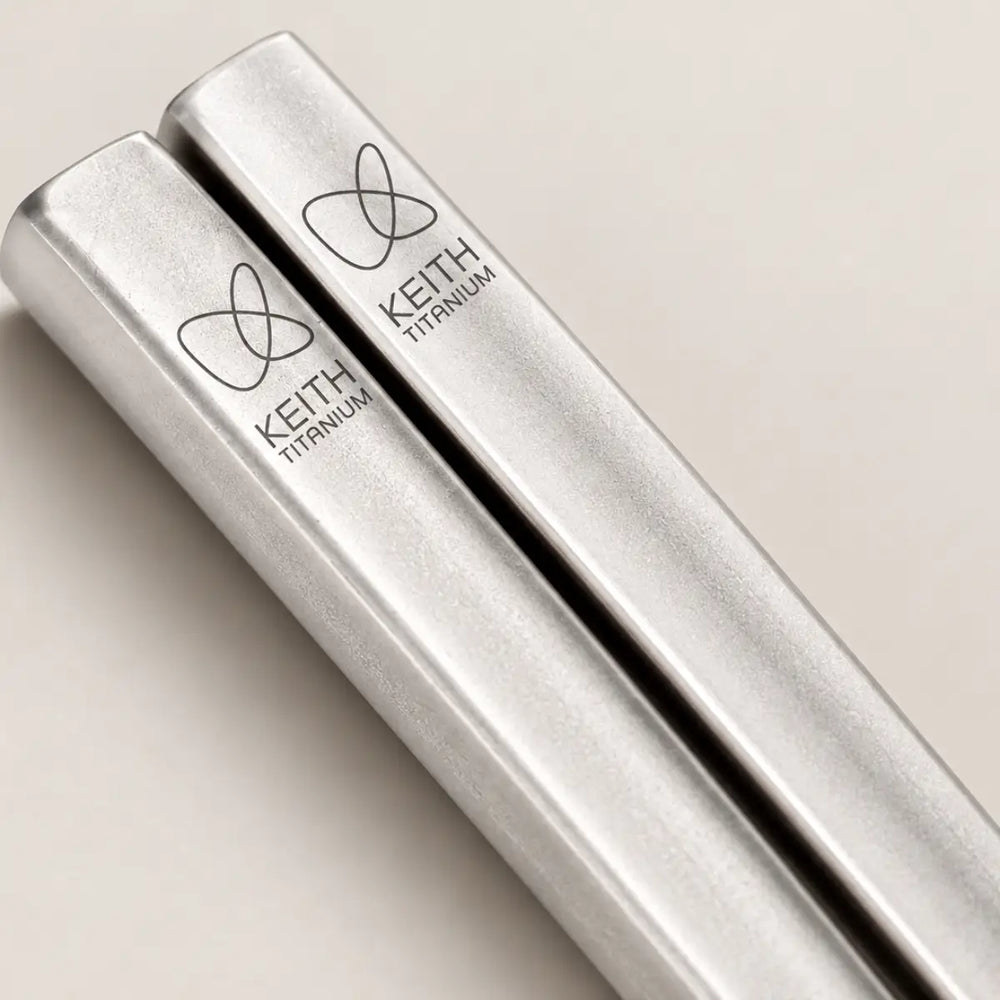 SANDBLÆSTET TITANIUM FINISH